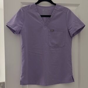 Figs lavender XS scrub top